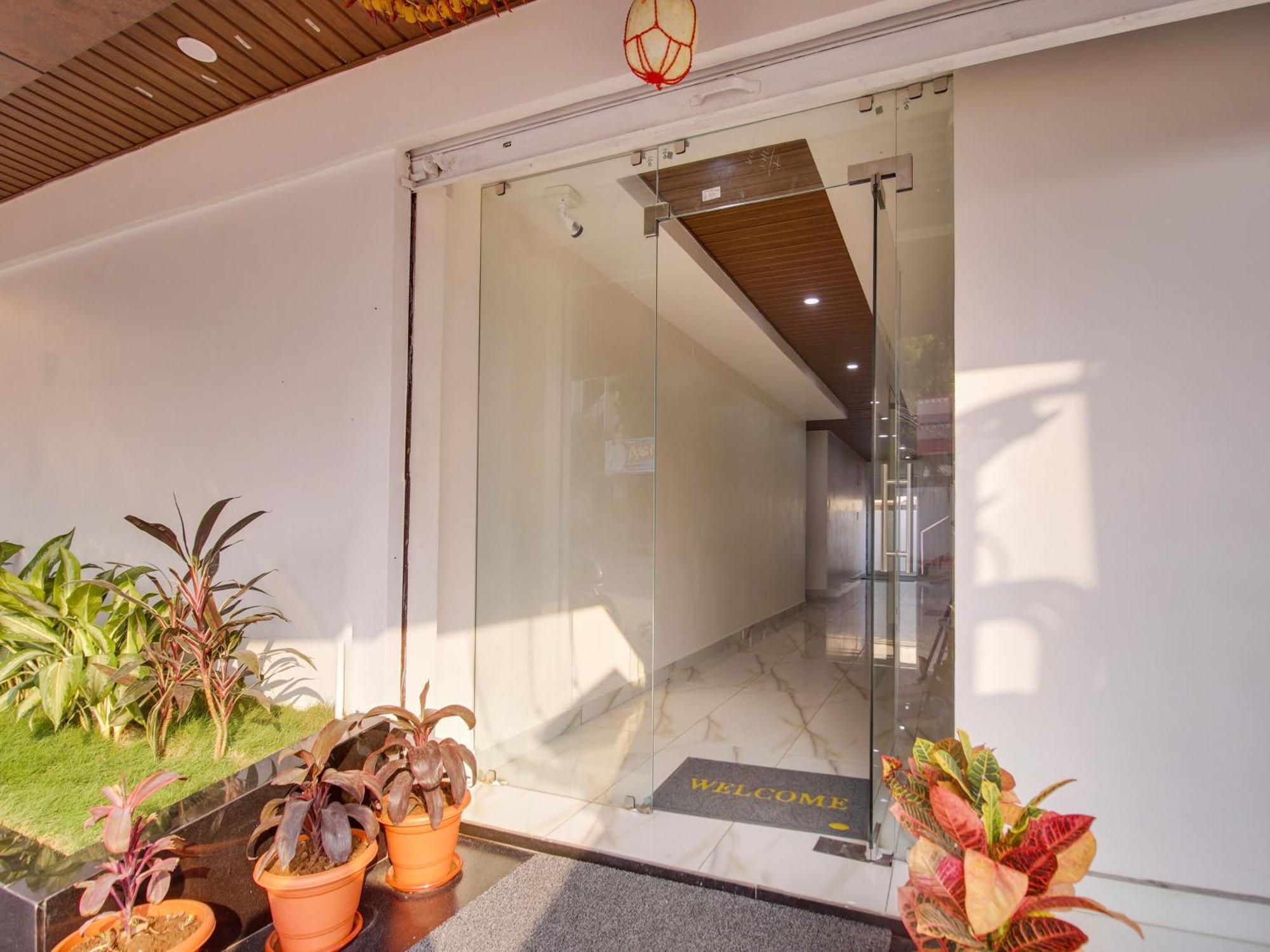 Hotel O Rr Residency Khammam Zewnętrze zdjęcie